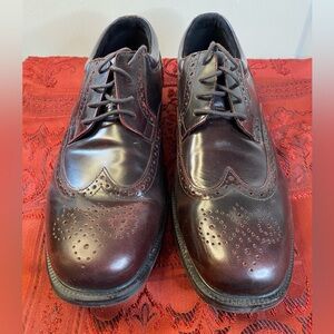 Rockport Essential Details Walkability Waterproof Wingtip Cordovan V75364. 11.5